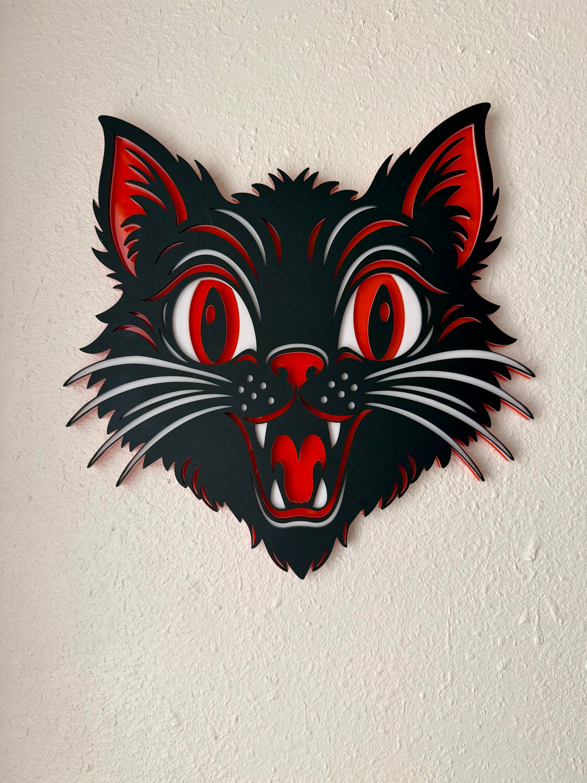 Scaredy Cat Wall Hang (11.5 x 11.5 in)