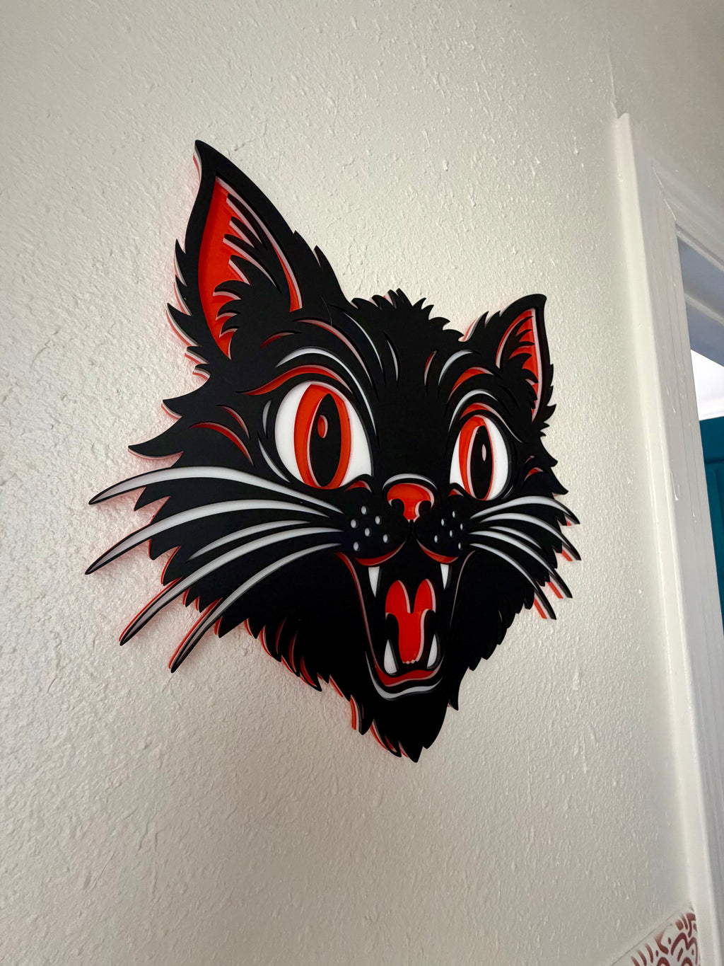 Scaredy Cat Wall Hang (11.5 x 11.5 in)