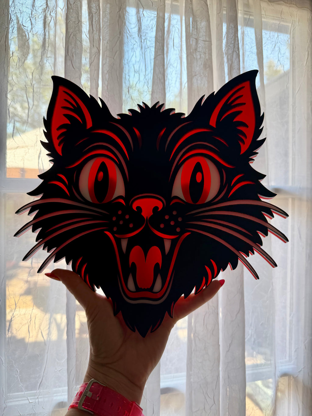 Scaredy Cat Wall Hang (11.5 x 11.5 in)