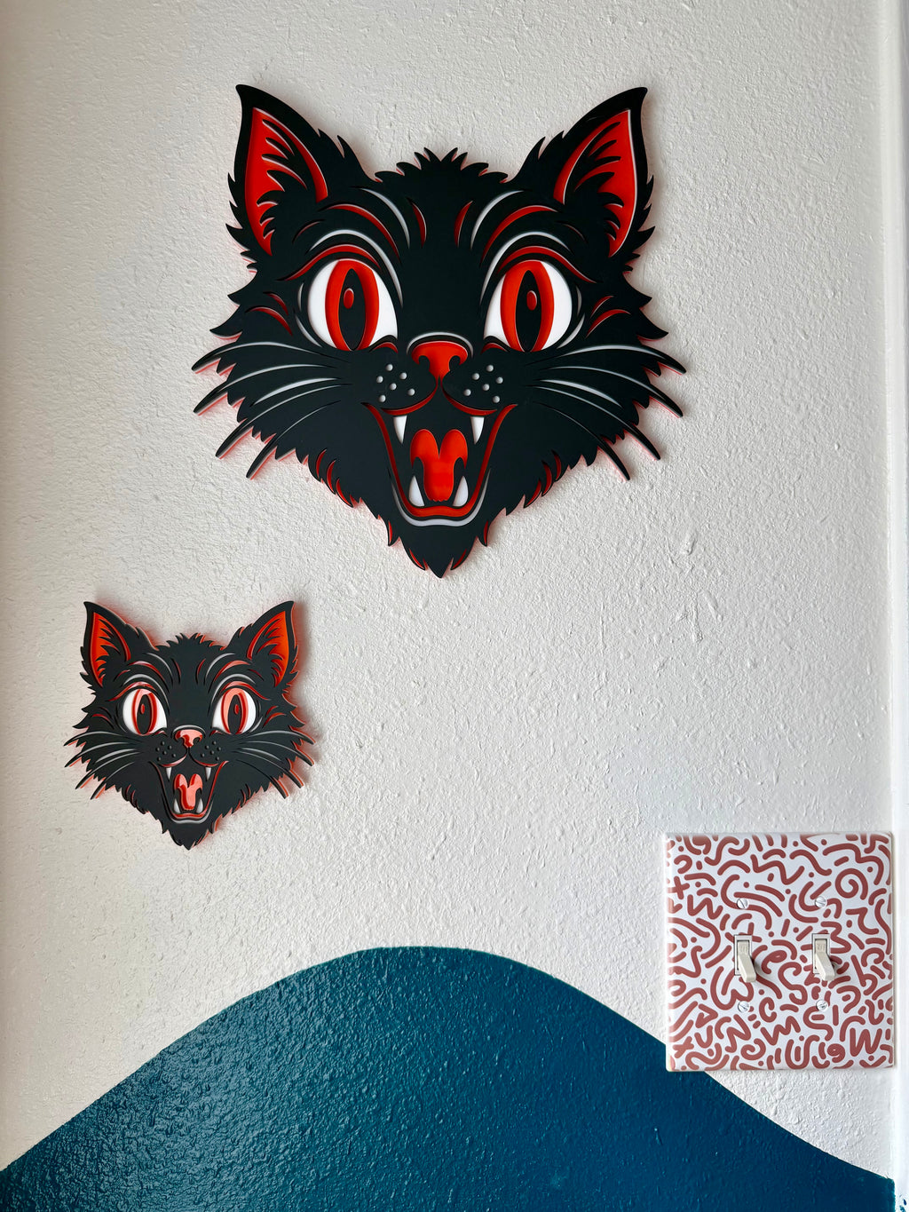 Scaredy Cat Wall Hang (6 x 6 in)