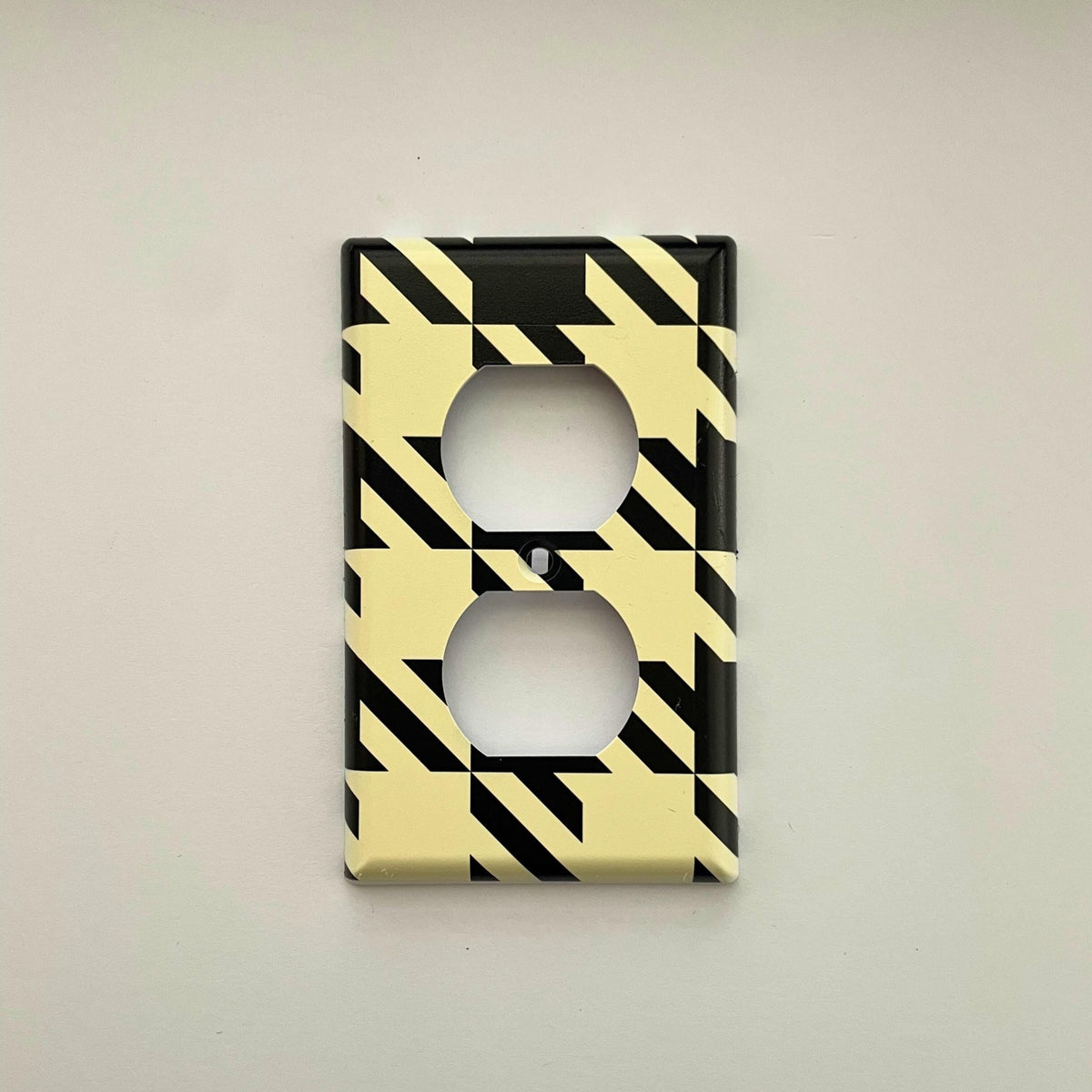 Houndstooth Light Switch Cover - by MirrorPop. Handmade acrylic art.