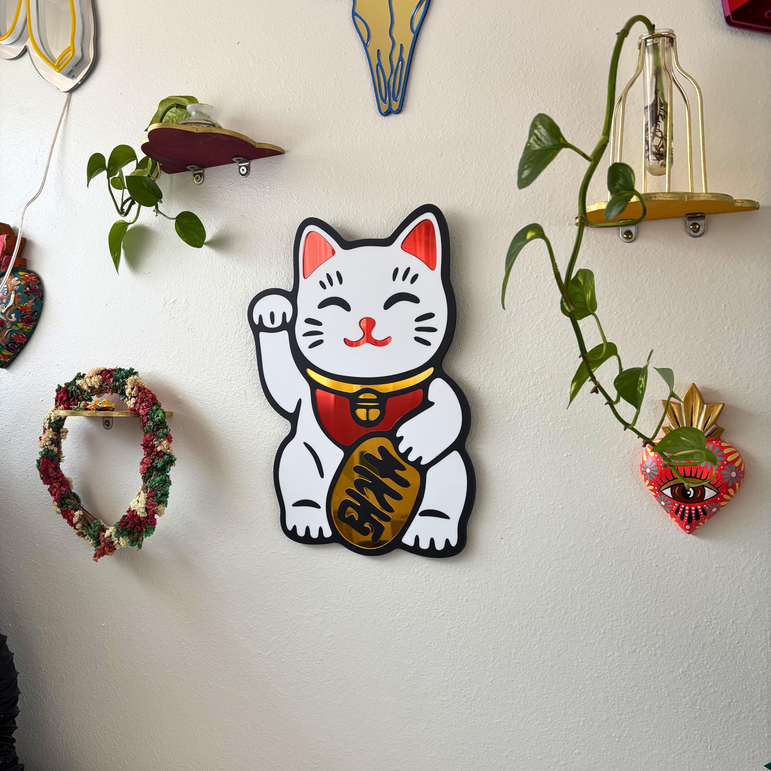 White Lucky Cat Hero Wall Hanging Mirror (11.5 x 15.3 in)